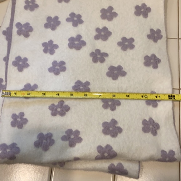 Karl Lagerfeld White and Purple Floral Scarf - Picture 8 of 10